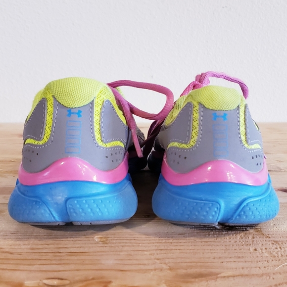 Under Armour girls sneakers size 1Y - Picture 6 of 8